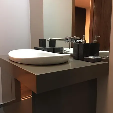 Apartment New Luxury Business *