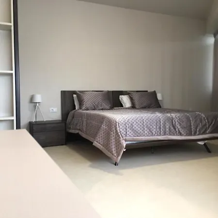 Apartment New Luxury Business